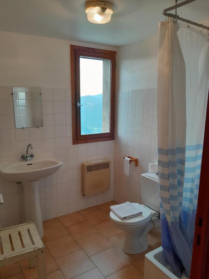 Refuge De Roncharel Hotel Annot Bagian luar foto